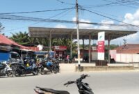 Pertashop yang berada di kawasan Desa Waybulen