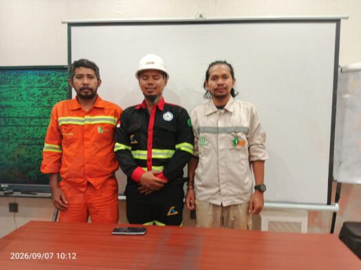  Ketua FNPBI PT IWIP, Fernando Sanape, dan Manajemen PT AGA dan PT IWIP Mengadakan pertemuan bipartit ( Goresamalut.com)