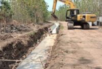 Foto proyek Rehabilitasi Daerah Irigasi (DI) Kumisik, Kecamatan Balapulang, Kabupaten Tegal ( Goresanmalut.com)